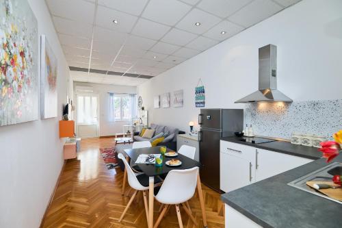 Apartment Aria
