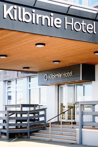 Bangunan di mana terletaknya hotel