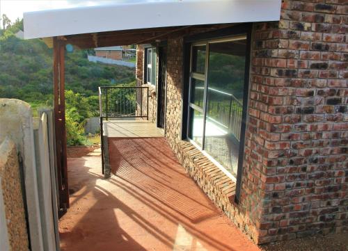 Balkoni atau teres di Tranquility Self Catering Apartment