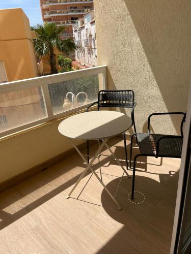 Precioso apartamento en primera de línea de playa ...