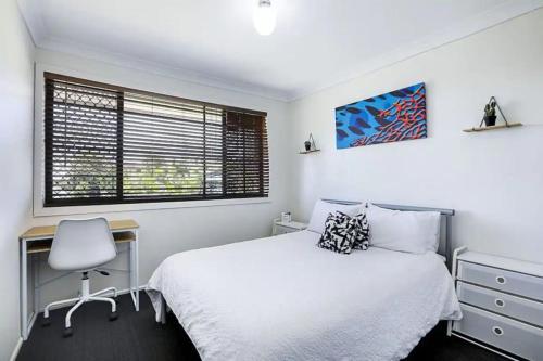 Gallery image of Quaint Private Room in Pleasant Ashmore in Gold Coast