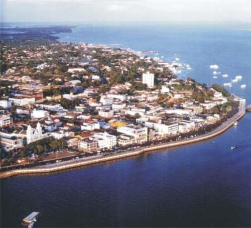an aerial view of an island in the water at Casa Cantinho de Santarém in Santarém