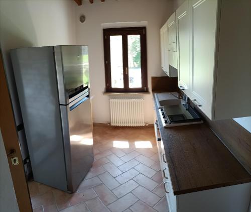 Η κουζίνα ή μικρή κουζίνα στο Agriturismo Mulino del Duca