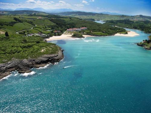Gallery image of Apartamentos La Arena in Isla