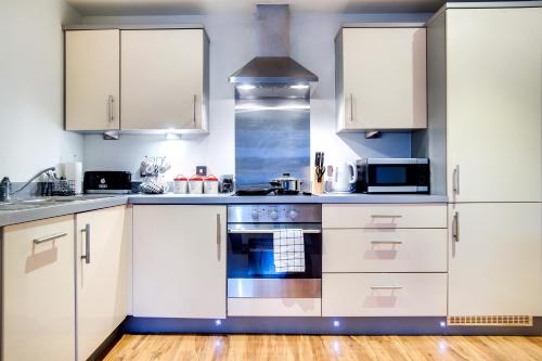 Inners City Apartments -On Suites photo 71