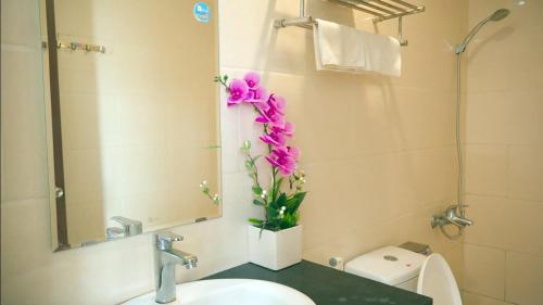 Phòng tắm tại Hotel Thành Lợi