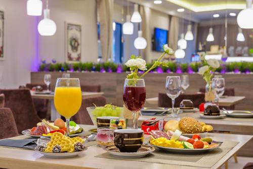 Jídlo v apartmánu nebo okolí