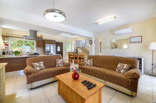 Istumisnurk majutusasutuses Villa Alexander
