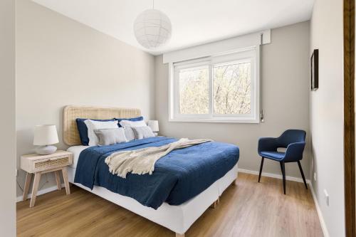 Un pat sau paturi într-o cameră la JOIVY Stunning 2-BR Flat with Balcony in Porto