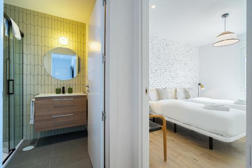 Vallecano Apartments by Olala Homes photo 68