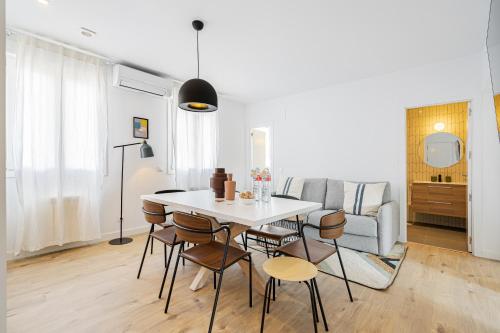 Vallecano Apartments by Olala Homes photo 32