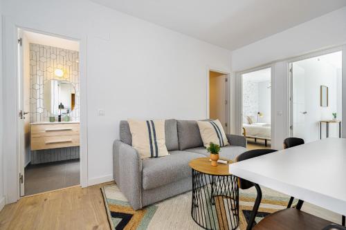 Vallecano Apartments by Olala Homes photo 43
