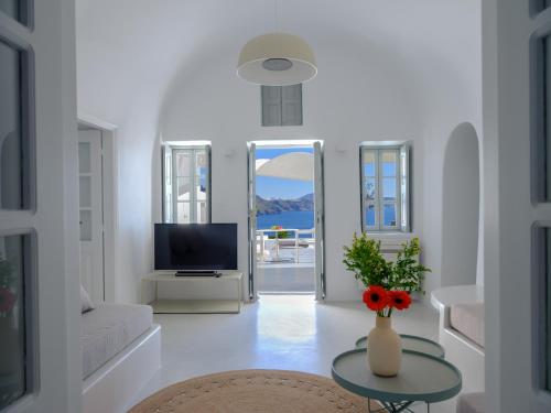 Lathouri Cave Villa photo 2
