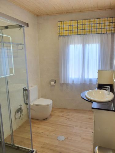 Phòng tắm tại Villa Adela