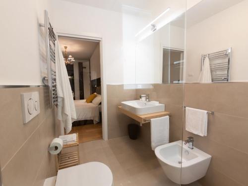 Vannituba majutusasutuses The Best Rent - Modern apartment close to Sant'Agnese Metro Station
