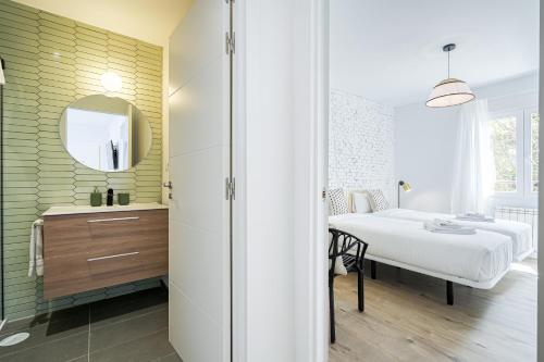 Vallecano Apartments by Olala Homes photo 79