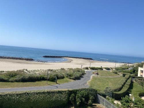 Appartement spacieux au Cap d'Agde 120 m² avec piscine partagée