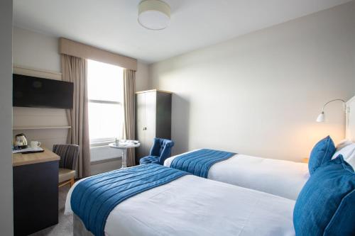 Cama o camas de una habitación en The Norbreck Hotel by Compass Hospitality
