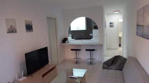 Fantastico Apartamento a 50m de playa Colon y Paseo