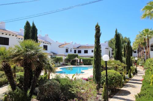 Your Holiday home in Cabo Roig- Pool and great location