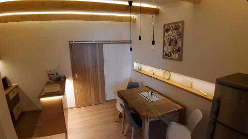 Three Apartmentにあるシーティングエリア
