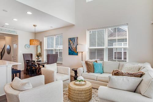 Bishops Landing --- 39017 Alapocus Drive – Photos 2