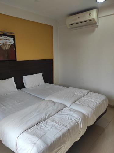 Gallery image of 1BHK AC Service Apartment 206 in Pune