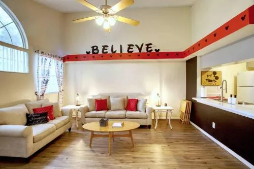 *Disney-15min away* Magical Mickey themed condo photo 1