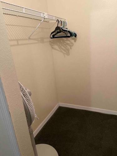 *Disney-15min away* Magical Mickey themed condo photo 19