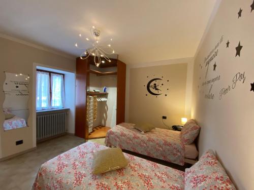 En eller flere senger på et rom på Intero alloggio :Casa D D Nuova aperturaHost Rosi