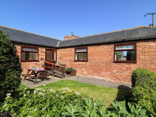 2 Pines Farm Cottages – Photos 2