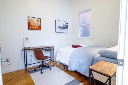 Gallery image of 4BR 1,5BH Comfy Newly Renovated Apt in Boston