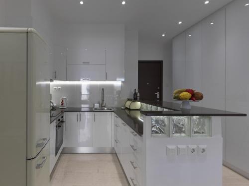 Local Athens Experience - Stylish Kypseli Retreat
