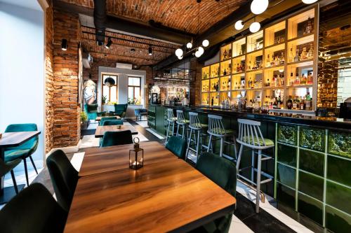 Lounge oder Bar in der Unterkunft Hotel Indigo Krakow - Old Town by IHG