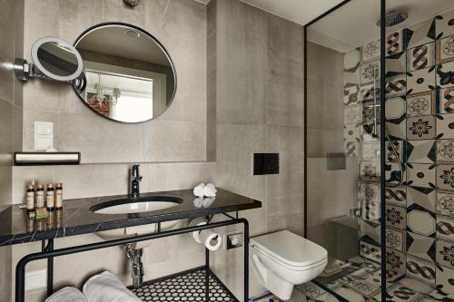 Ein Badezimmer in der Unterkunft Hotel Indigo Krakow - Old Town by IHG