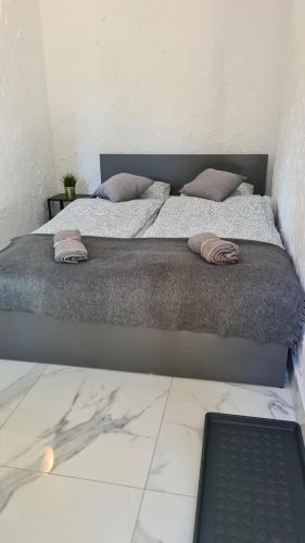 Posteľ alebo postele v izbe v ubytovaní Gdańsk pokoje