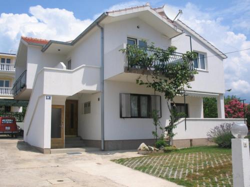 Apartment in Vodice with sea view, balcony, air conditioning, WiFi 612-4