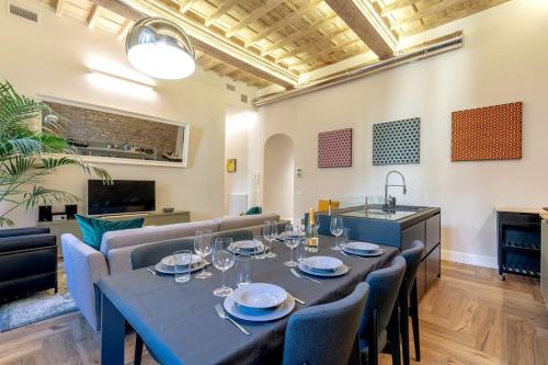 PALAZZO DEI SIGNORI LUXURY DESIGN LOFT APT with view, Florence