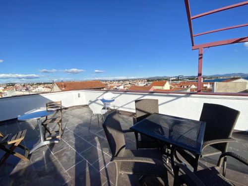 Elegant Apartment in Vodice - 53 m² - Near the Sea