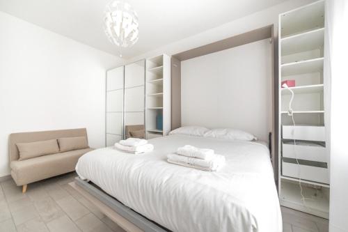 Posteľ alebo postele v izbe v ubytovaní Piazza Tripoli bright apartment