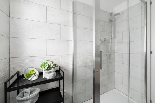 Kúpeľňa v ubytovaní Piazza Tripoli bright apartment