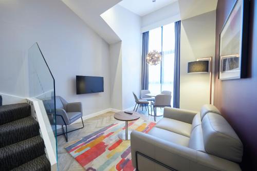 Televisyen dan/atau pusat hiburan di Roomzzz York City