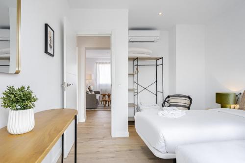 Vallecano Apartments by Olala Homes photo 100