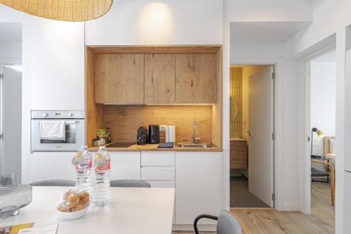 Vallecano Apartments by Olala Homes photo 96