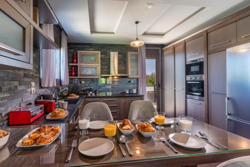 Dapur atau dapur kecil di Villa Eris