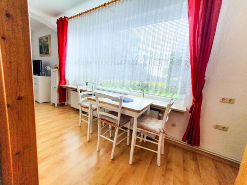 TV a/nebo společenská místnost v ubytování Am Alten Haus