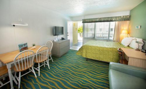 Ліжко або ліжка в номері Sea Gull Motel