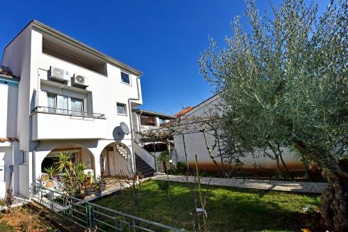 Nice and fun apartment Ranka