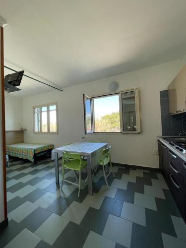 Η κουζίνα ή μικρή κουζίνα στο SUNLOVE Vieste - Apartament & Area Camper