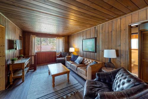 Rustic Cabin – Photos 4